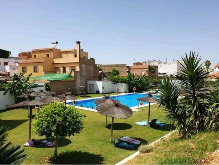 Apartamento Con Patio Y Piscina Cerca De Sevilla La Algaba Dış mekan fotoğraf